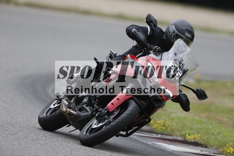 /25 17.07.2026  Cornu Master School ADR/gruen-vert/35